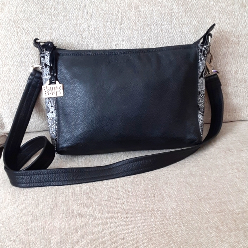 Bamzi Bags Black Leather Shoulders ,crossbody Bag